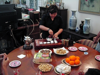 Winnie preparing chinese tea for us after dinner